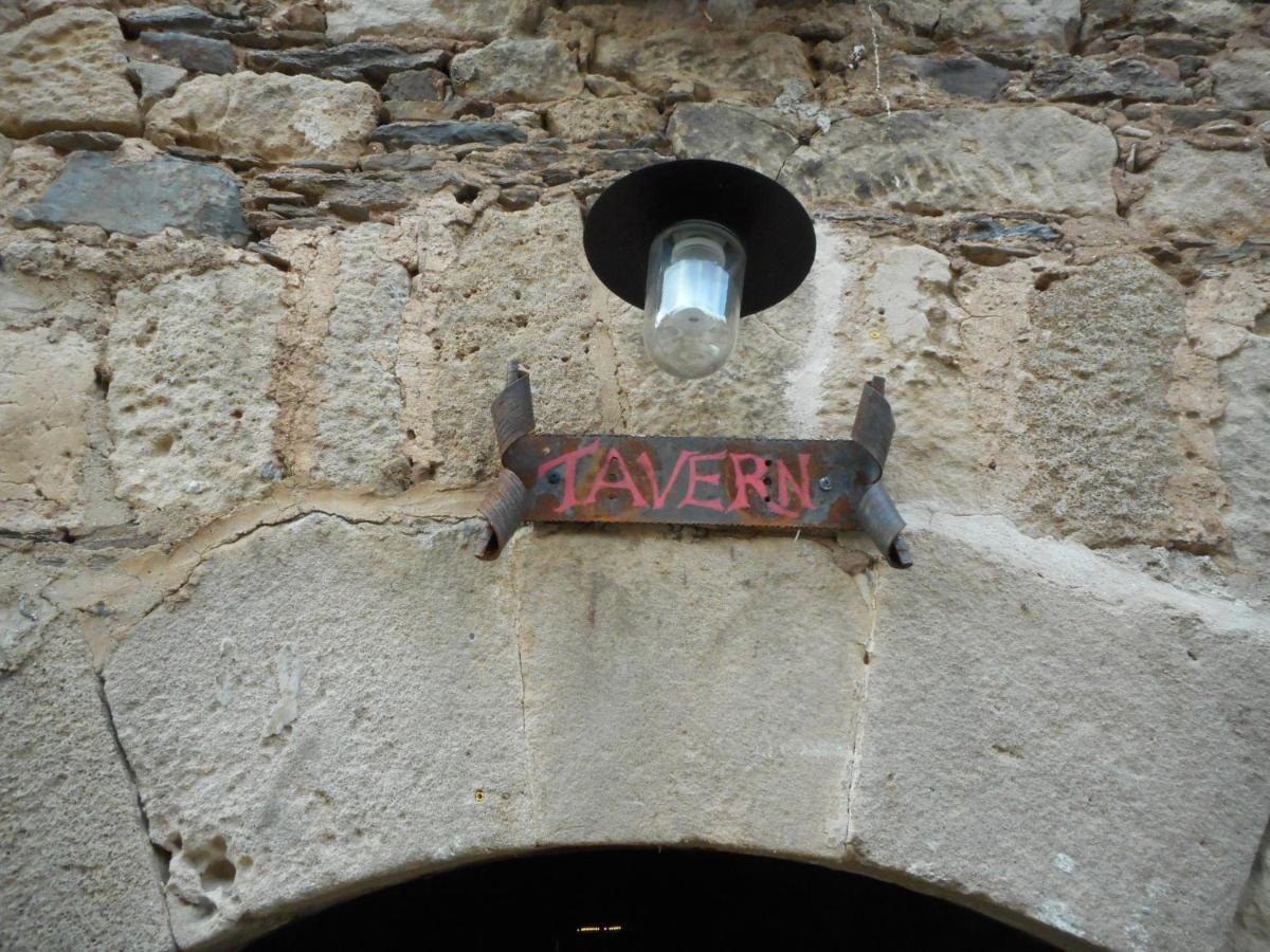 The Tavern Castelnau-Pégayrols Buitenkant foto